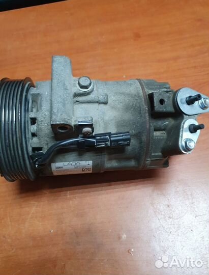 Компрессор кондиционера автомобильный