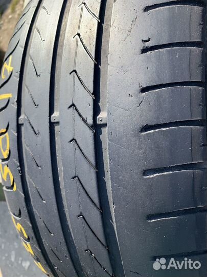 GT Radial Champiro FE1 225/50 R17