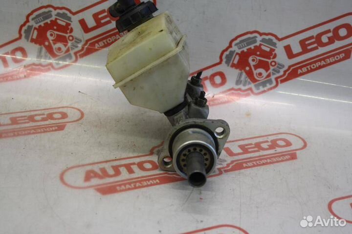 Главный тормозной цилиндр Renault Megane 1996