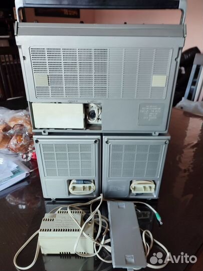 Кассетный магнитофон