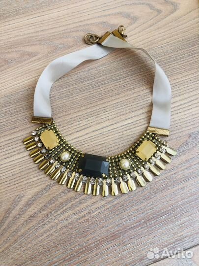 Ожерелье из бисера