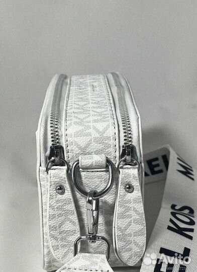 Сумка Michael Kors: элегантность на плечах