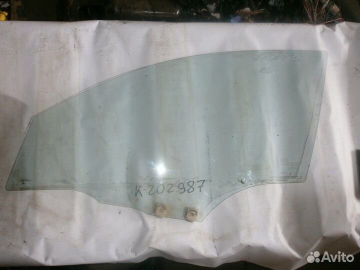 Стекло двери передней левой (Mazda 3)