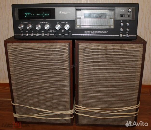 Магнитофон Маяк с колонками+усилитель +колонки
