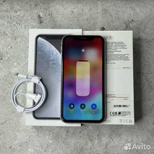 iPhone Xr, 128 ГБ