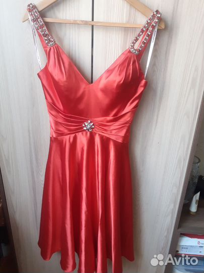 Вечернее платье,на выпускной