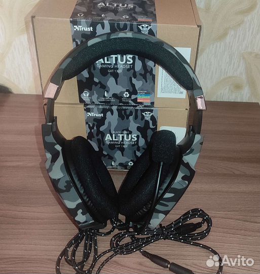 Наушники Trust GXT 1323 Altus с микрофоном (Новые)