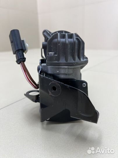 Компрессор пневмоподвески Mercedes W213