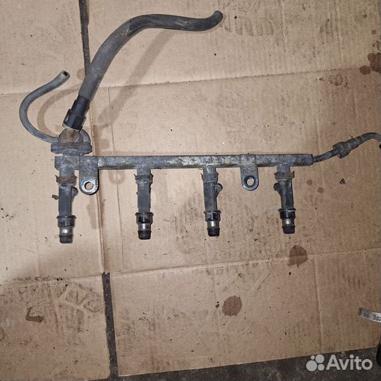 Топливная рампа с форсунками a15sms 1.5