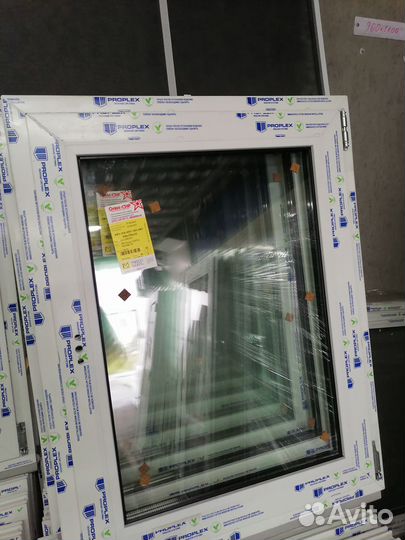 Окна 902х899 мм пластиковые готовые