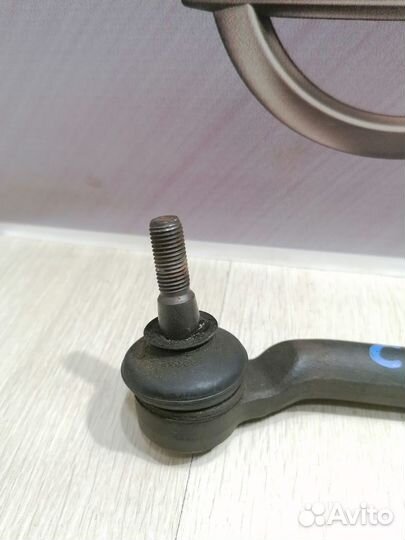 Наконечник рулевой nissan tiida C11 Лев