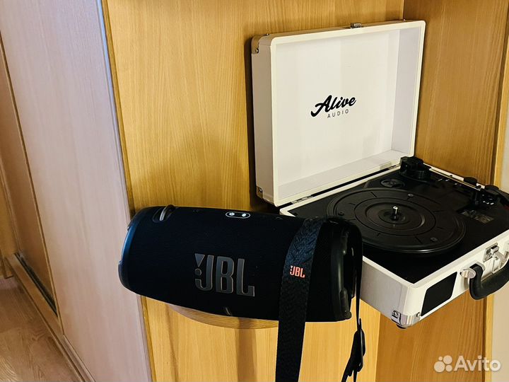 Колонка черная jbl xtreme 3 (оригинал)