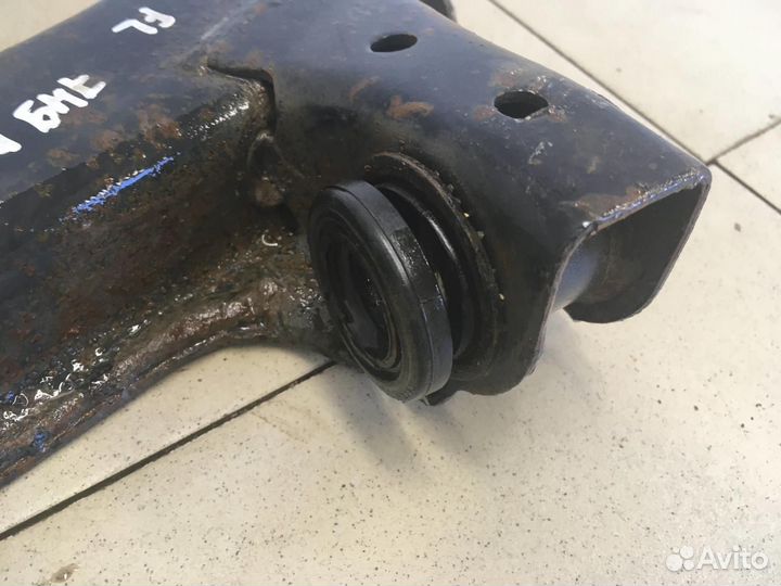 Рычаг передний левый Espero 1991-1999