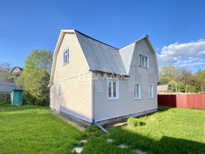 Дача 100 м² на участке 6 сот.