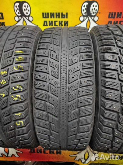 Kumho I'Zen KW22 195/55 R15 89T