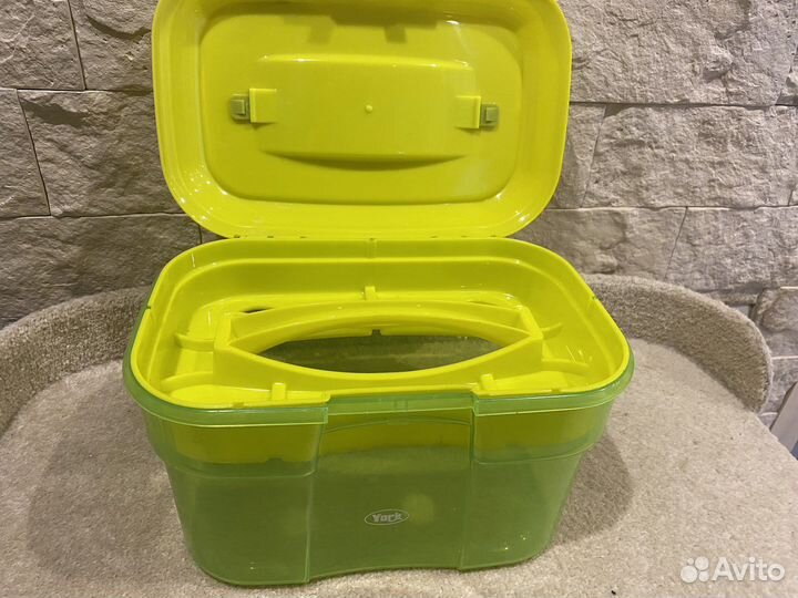 Ящик для щеток York