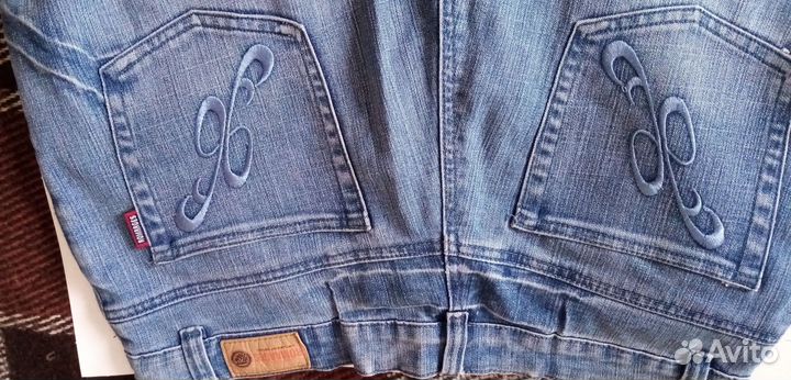 Джинсы женские