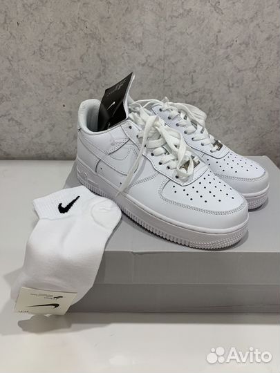 Кроссовки nike air force 1 белые