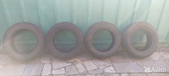 Bridgestone Ice Cruiser 7000 225/65 R17 106T