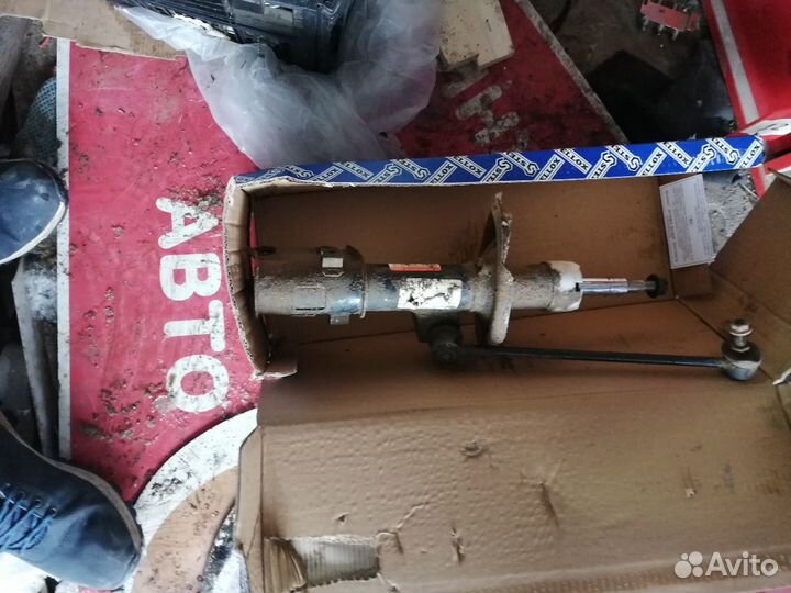 Передние амортизаторы на киа Рио 2