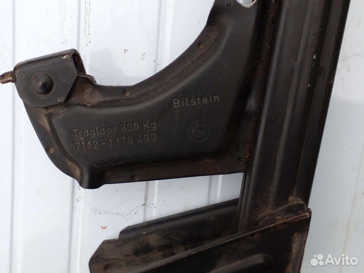 Домкрат от BMW