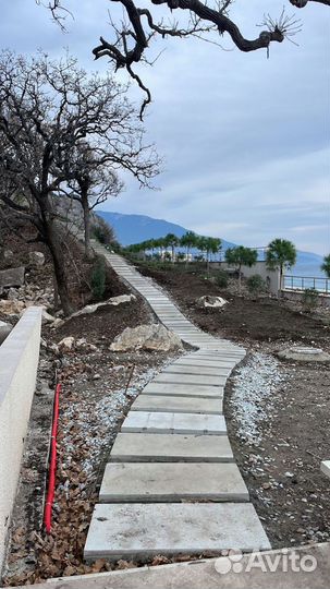 Плиты бетонные,парапеты,крышки,водостоки