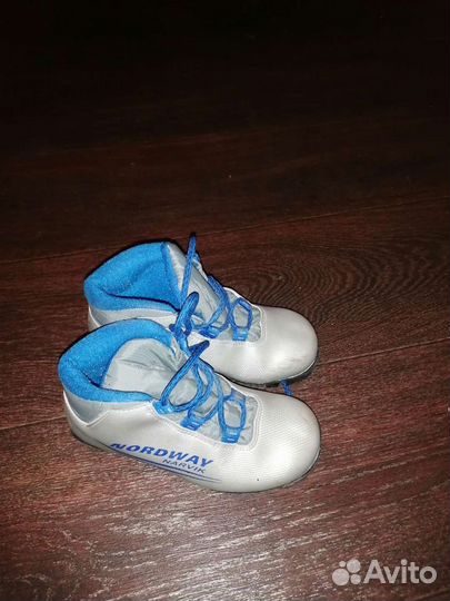 Лыжные ботинки, Р-35