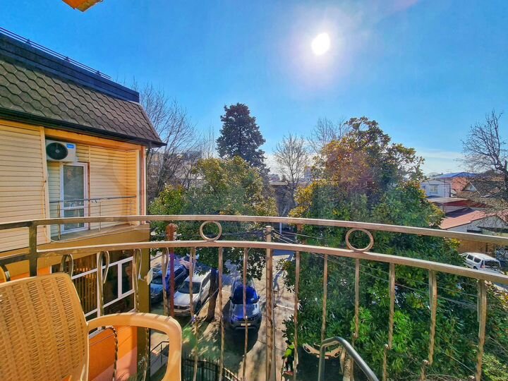 Комната 18 м² в > 9-к., 1/4 эт.