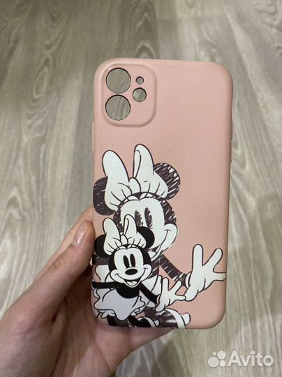 Чехол на iPhone 11