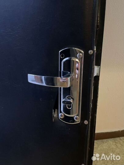 Замена дверных замков, установка замков, ремонт вх