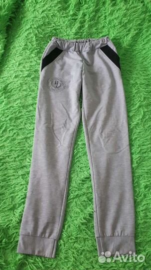 Спортивный костюм женский