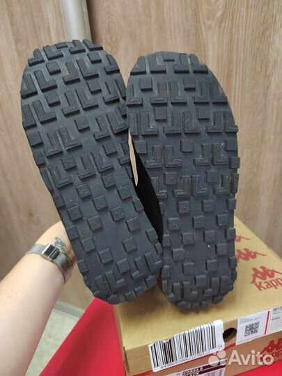 Кроссовки детские