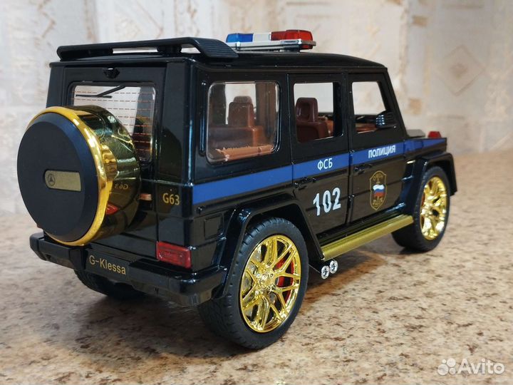 Mercedes g-класс Фсб металлическая модель 1:24
