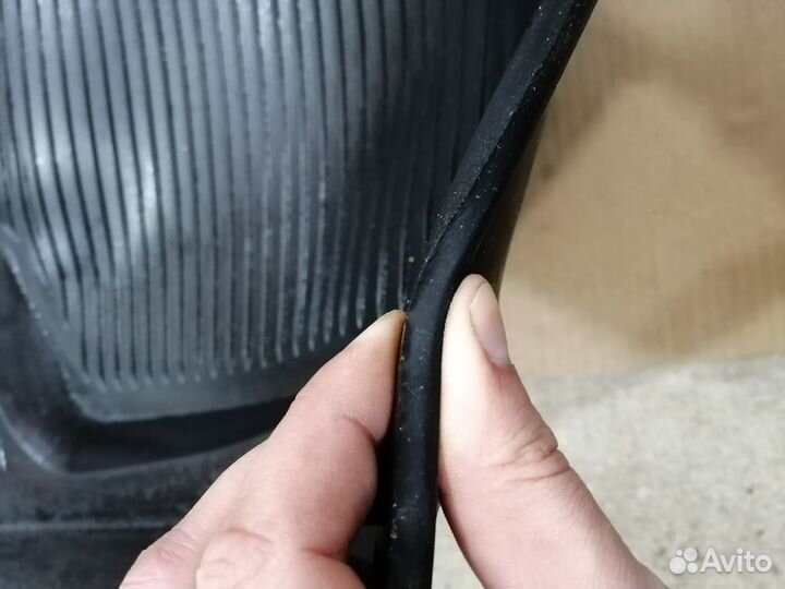 Новые резиновые коврики газ Волга