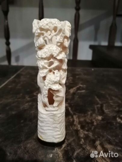 Поделка из кости