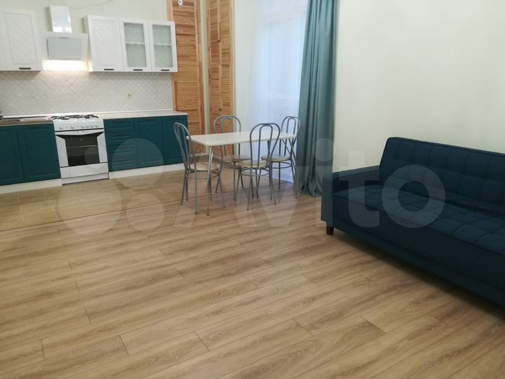 2-к. квартира, 63 м², 4/5 эт.