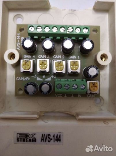 Усилитель распределитель видеосигнала