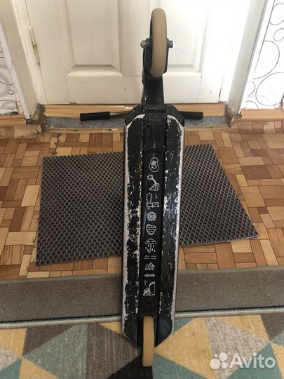 Трюковой самокат стрит