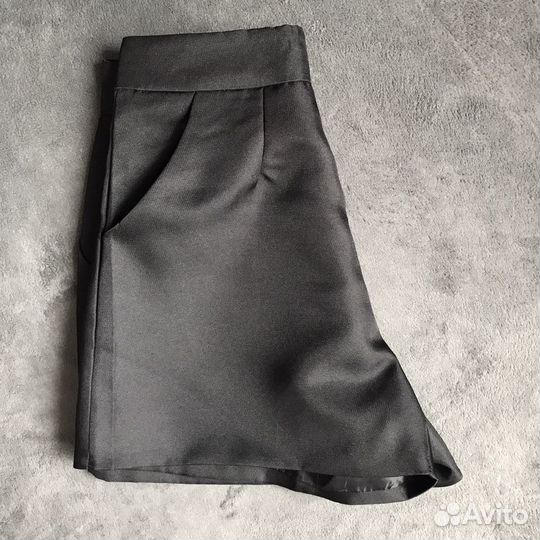 Шорты новые