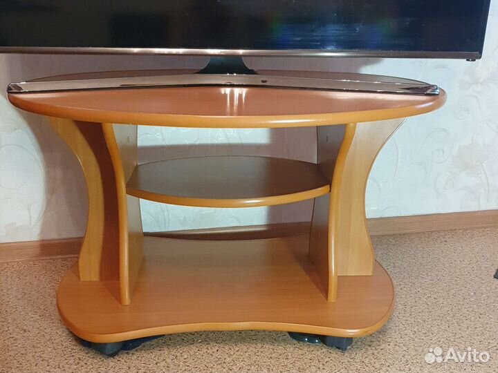Столик под телевизор бу