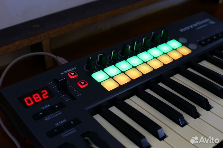 Novation Launchkey 25