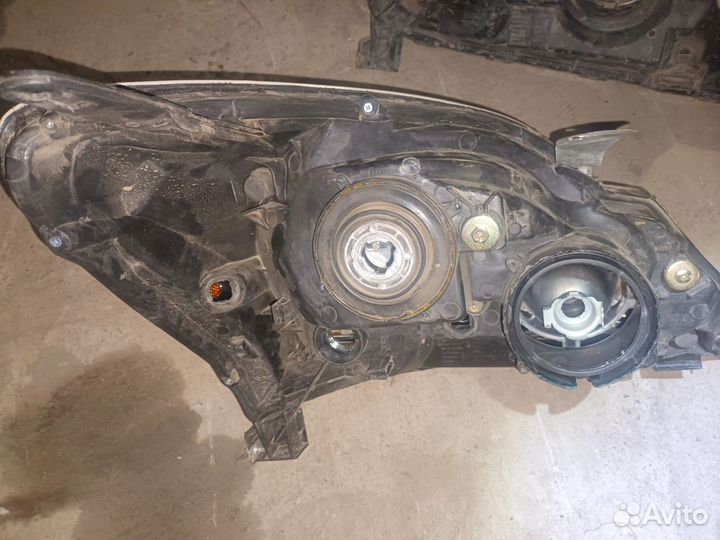 Фара lexus GX470