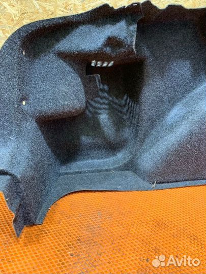 Обшивка багажника левая Volkswagen Polo V 1.6 cfna