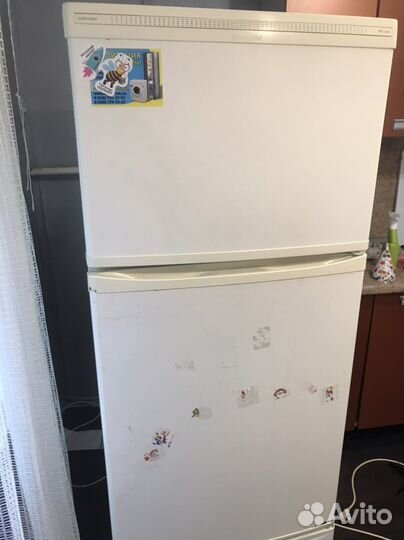 Холодильник Ariston TreClimi