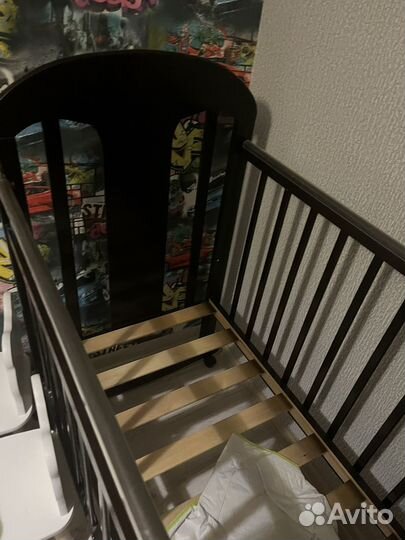 Детская кроватка