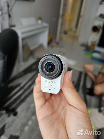 Экшн камера sony hdr as300