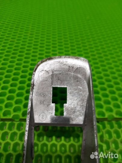 Накладка на рейлинг / молдинг крыши Volkswagen