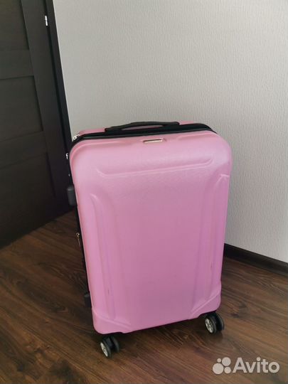 Чемодан на колесах