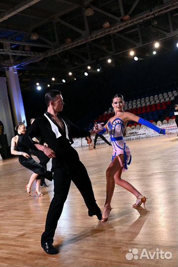 Платье для бальных танцев (10 танцев, Молодежь)