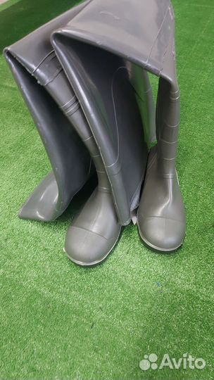 Резиновые сапоги для рыбалки